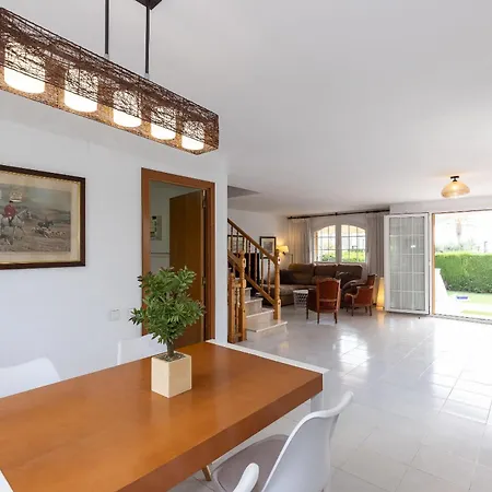 Uhc Casa Mistral Casa de Férias