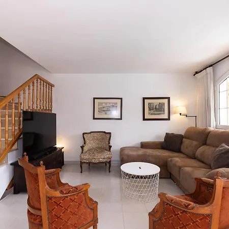 Uhc Casa Mistral * Miami Playa