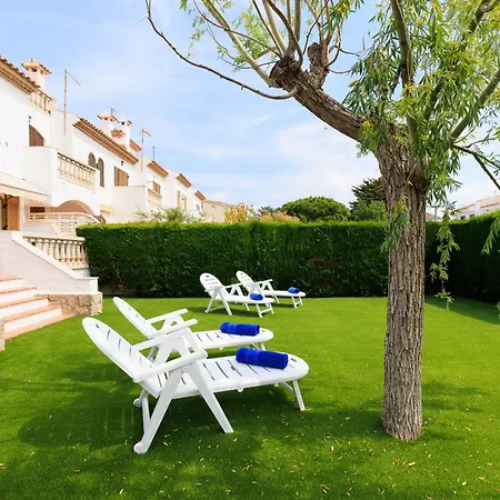 Holiday home Uhc Casa Mistral
